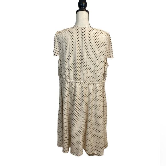 Lane Bryant V-Neck Retro Diamond Print Dress Size 16 - Picture 2 of 9